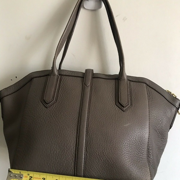 J Crew Large Light Brown Leather Trapeze Tote - Picture 5 of 8